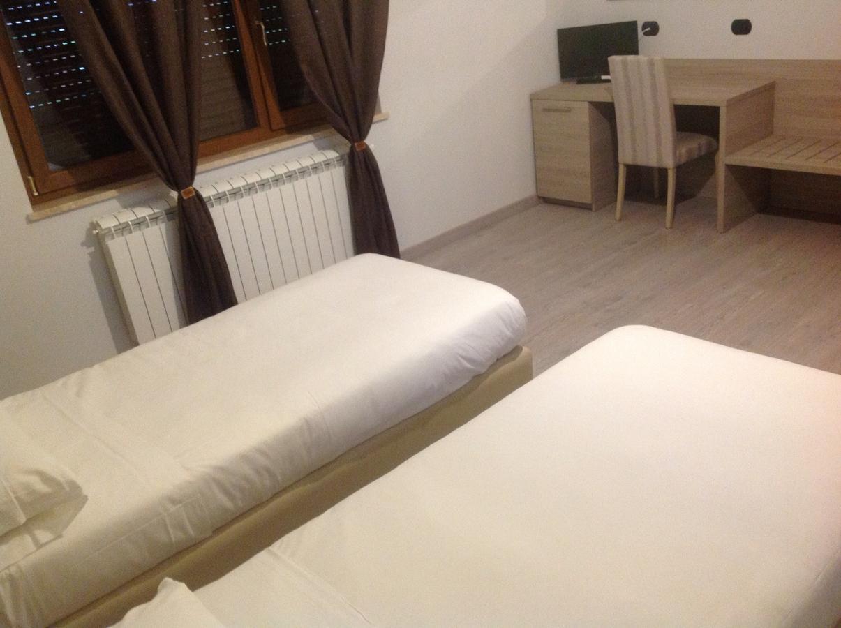 Il Borghetto Hotel Ristorante 라메지아 테르메 외부 사진