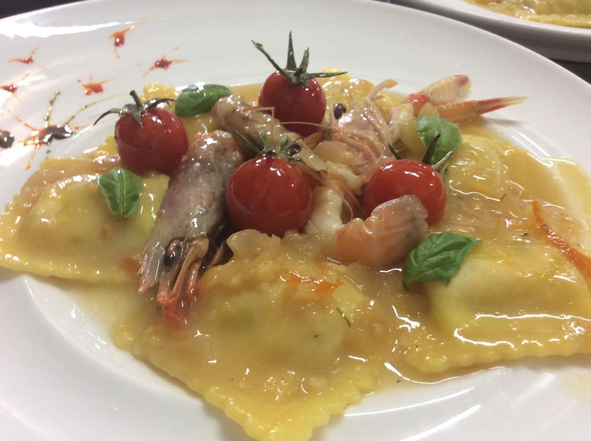 Il Borghetto Hotel Ristorante 라메지아 테르메 외부 사진